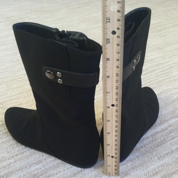 Stuart Weitzman Women's Wedge Luxury Black Downpour Dress Boots Gortex Size 7.5 - Picture 13 of 16